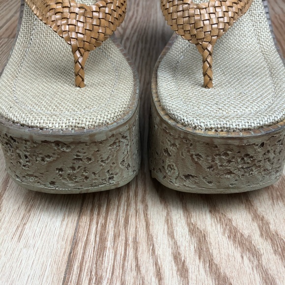 FUNKY CHUNKY Dark Tan Woven Platform Sandals - Picture 5 of 10